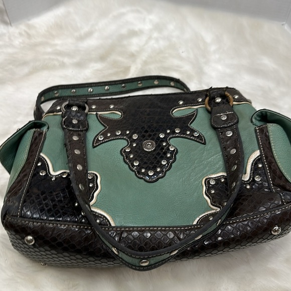 Western silver studded blue and brown concealer and carry shoulder bag - Picture 8 of 8